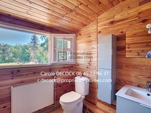 VILLA AVEC UNE PISCINE JOLI UN PARC !