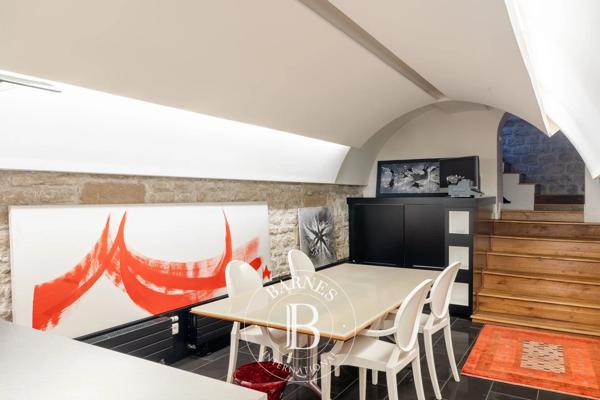 Paris 3ème, Appartement 1 Chambre -  134 m² à vendre