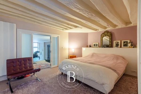 Paris 3ème, Appartement 1 Chambre -  134 m² à vendre