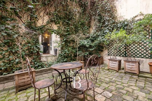 Paris 3ème, Appartement 1 Chambre -  134 m² à vendre