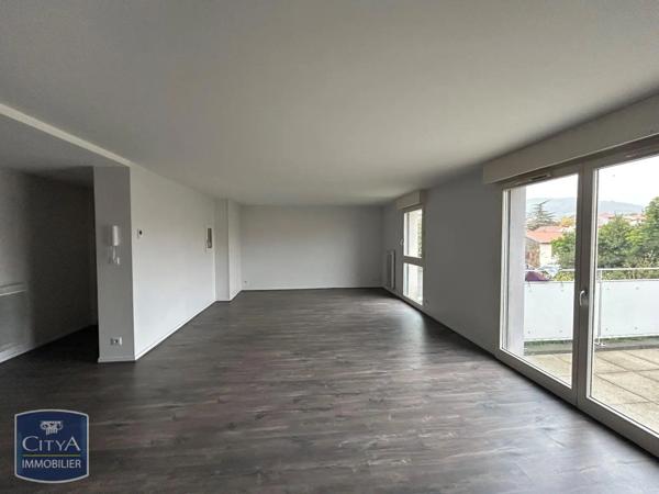 Appartement à louer 4 pièces 94.14m²