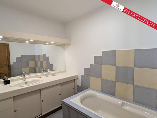 Appartement à vendre 5 pièces de 108 m²