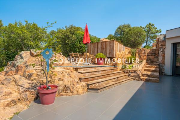 Villa 9 pièce(s) 8 chambre(s) 595 m²