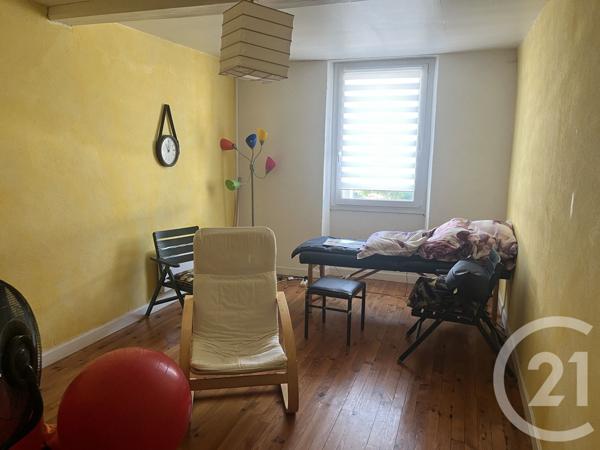 à vendre  107 m2 MONTGAILLARD - 09