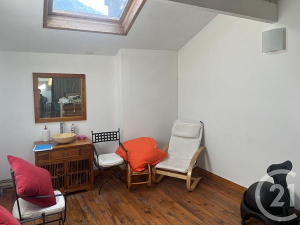 à vendre  107 m2 MONTGAILLARD - 09