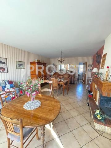 Maison quartier st florent, 5 chambres, jardin, garage.