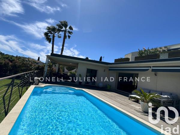 Maison d’architecte 7 pièces de 244 m² à Toulon (83100)