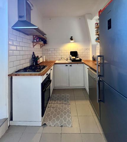 MAISON DE VILLAGE MEUBLEE AVEC EXTERIEUR - VILLEMOUSTAUSSOU