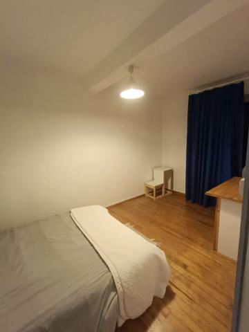 MAISON DE VILLAGE MEUBLEE AVEC EXTERIEUR - VILLEMOUSTAUSSOU