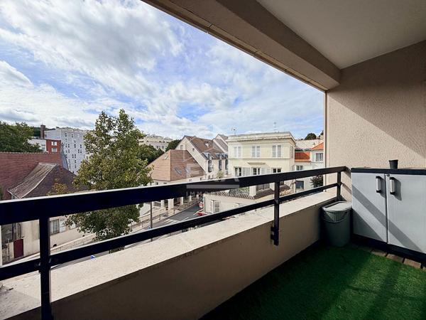 Sèvres centre-ville - Brancas - 3 pièces 72 m² en excellent état avec balcon, parking et cave