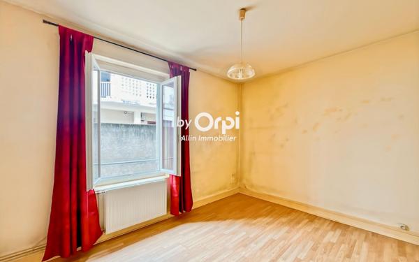 Appartement à vendre    2 pièces •  Montluçon