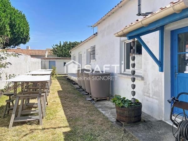 Grande maison en fond d'impasse proche du centre et des plages