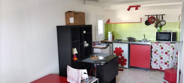 À vendre - Immeuble 180 m² situé à Tours (37000)