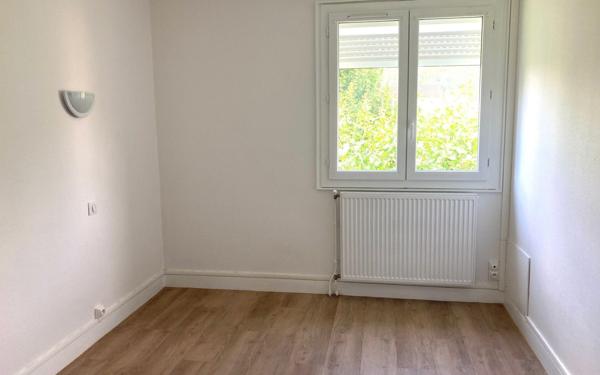 Maison à louer    3 pièces •  Coulounieix-Chamiers