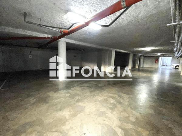 Location Parking 13 m² - 10B 12 12B AV MARIE REYNOARD Grenoble 38100