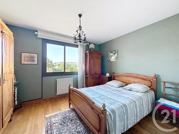 Maison à vendre  4 pièces - 94,70 m2 RIOM - 63