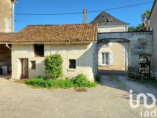 House for sale 5 rooms 147 m² Naintré