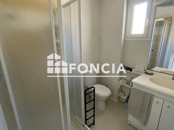 Location Appartement meublé 2 pièces 27.4 m² - 99 RUE HUBERT CAILLER La Roche Sur Yon 85000
