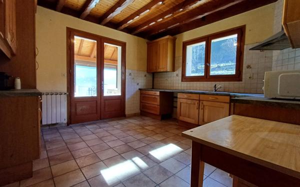 Appartement à vendre    5 pièces •  Saint-Pierre-d'Entremont Isère