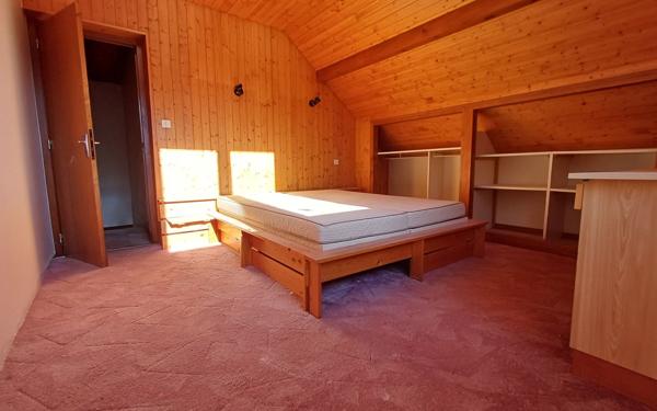 Appartement à vendre    5 pièces •  Saint-Pierre-d'Entremont Isère