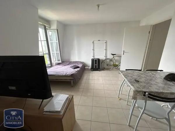 Appartement à louer 1 pièce 28.85m² Saumur (49400)
