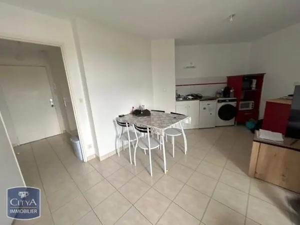 Appartement à louer 1 pièce 28.85m² Saumur (49400)