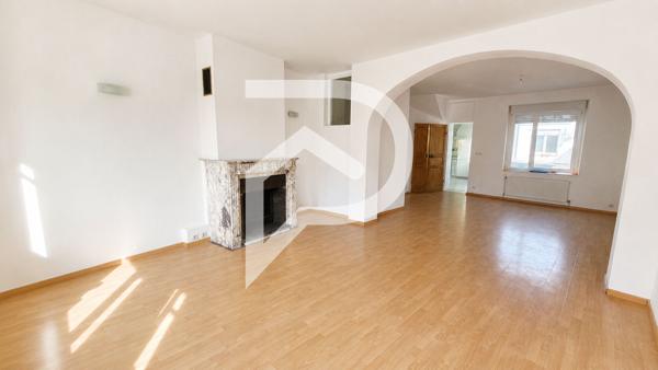 Immeuble 10 pièces 225 m2
