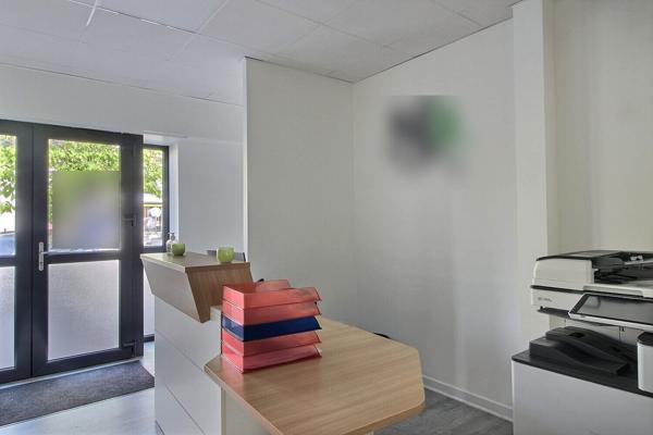 Local commercial Grand Couronne 67.46 m2