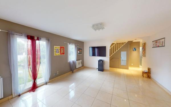 Maison à vendre    5 pièces • 128 m2 Bailly-Romainvilliers