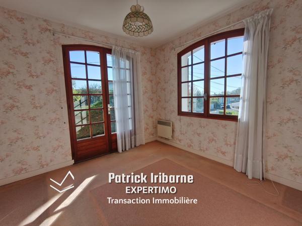 Saintes (17100) Maison de 4 chambres