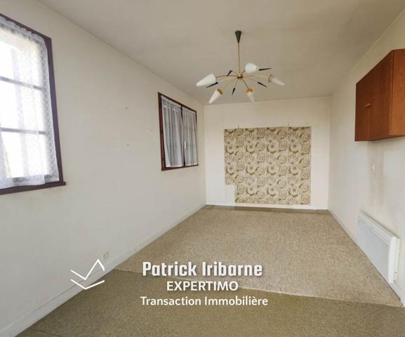 Saintes (17100) Maison de 4 chambres