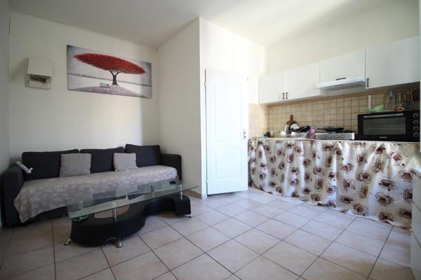À VENDRE – IMMEUBLE DE RAPPORT QUARTIER LODI – MARSEILLE 13006 – INVESTISSEMENT LOCATIF