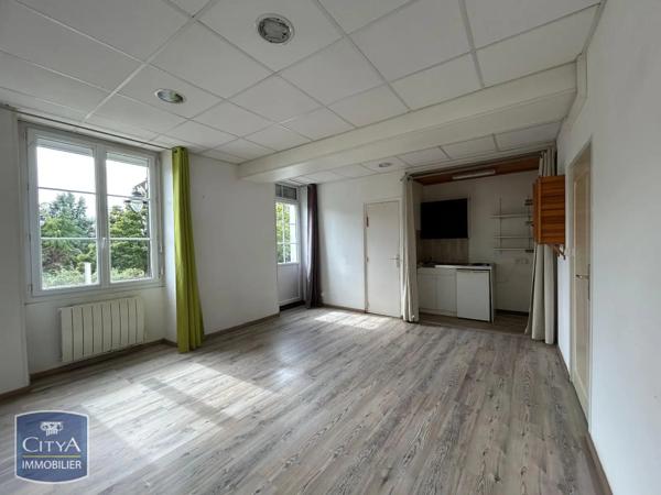 Appartement à louer 1 pièce 24.3m² Pougues-les-Eaux (58320)