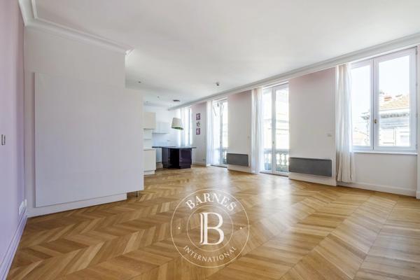 Bordeaux, Appartement 2 Chambres -  85 m² à vendre
