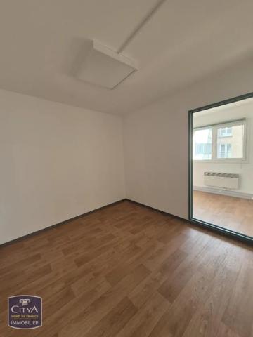 Local professionnel à louer 187.33m² Dunkerque (59140)