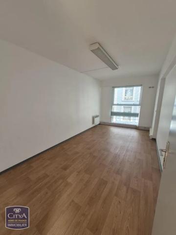 Local professionnel à louer 187.33m² Dunkerque (59140)