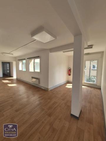 Local professionnel à louer 187.33m² Dunkerque (59140)