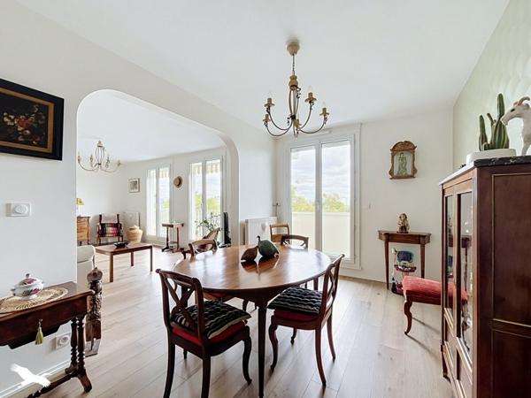 Appartement à vendre 258 066 € Saint-Cyr-sur-Loire 4 p 85 m² DPE C