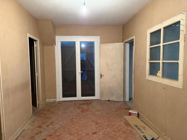 PEYREHORADE LOCAL / ENTREPÔT / BUREAU SUR AXE ULTRA- PASSANT