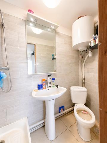 Appartement
         1 pièce
        - 25 m² 124 900 € *