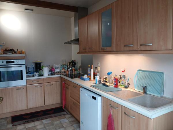 Ménilles centre, proche commerces et écoles, belle maison de plain pied