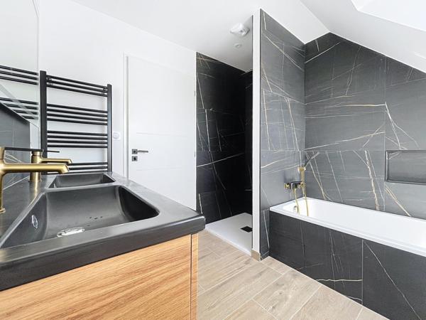 Maison contemporaine 2024 de 132m²