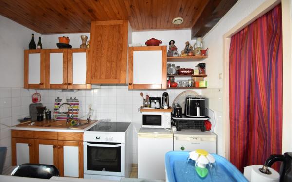 Immeuble à vendre    9 pièces •  Samadet