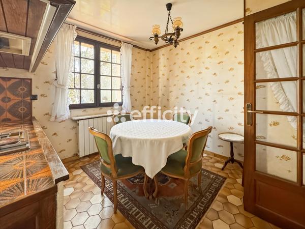 Maison
         7 pièces
        - 153 m² 434 000 € *