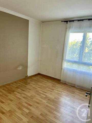 Appartement F4 à vendre  4 pièces - 84,02 m2 BOISSY ST LEGER - 94