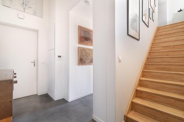 Duplex en dernier étage avec terrasse, vue Seine et Paris