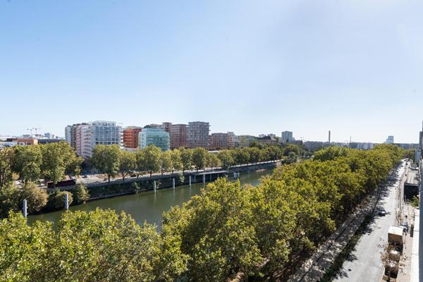 Duplex en dernier étage avec terrasse, vue Seine et Paris