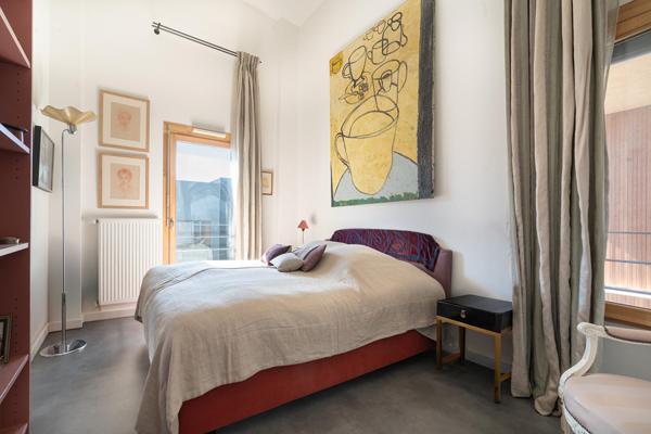 Duplex en dernier étage avec terrasse, vue Seine et Paris