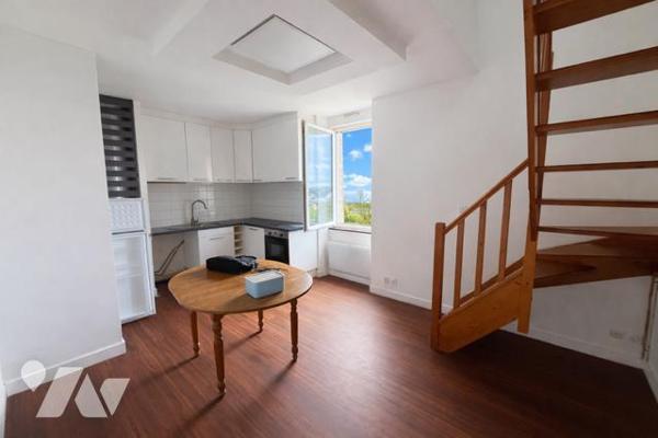 PLOUGONVELIN - HYPER CENTRE - DUPLEX Avec dépendance - 63m² - 2 CHAMBRES