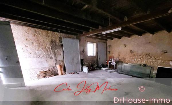 Maison à vendre 4 pièces de 237 m²